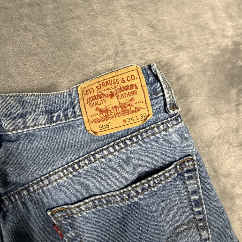 Vtg Levis 505 Jeans Men 34x32 Blue Denim Light Wash Straight Leg Regular Fit Y2K